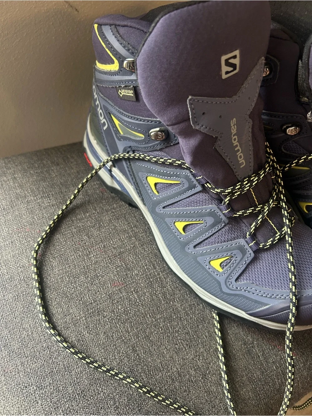 Salomon Men's Hiking Boots in Navy and Yellow
